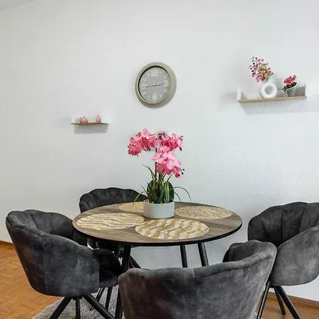 アパート Paradies コンスタンツ